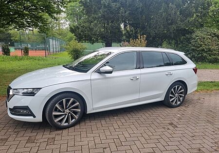 Skoda Octavia 2.0 TDI SCR 85kW FIRST EDITION COMBI...