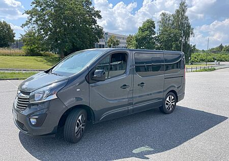 Opel Vivaro Gruau Rücksitze / Liege Standhzg. AHK