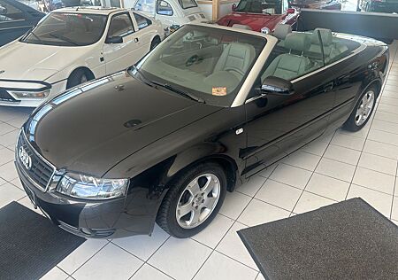 Audi A4 Cabriolet 2.0* + 2Besitzer*