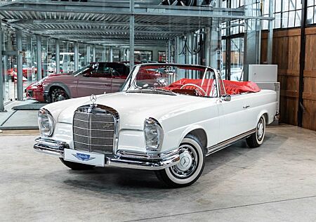 Mercedes-Benz 220 SEB Cabriolet | 1.Hand | Voll-Restauriert