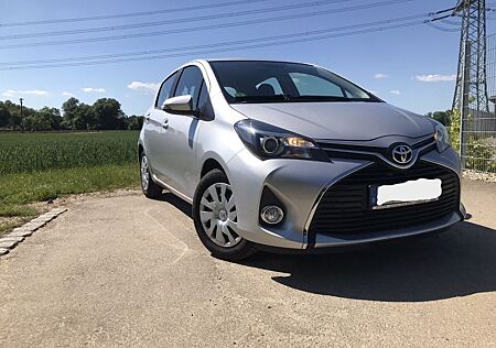 Toyota Yaris 1,0-l-Dual-VVT-i -