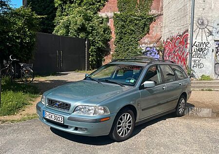Volvo V40 1.8 - Baujahr 2003, HU 0&72025