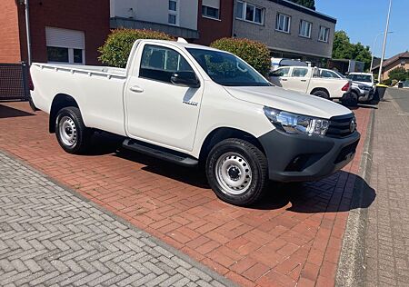 Toyota Hilux 2,8D-4D,Single Cab Schalter,Kamera,AC,4x4