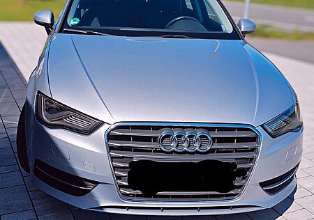 Audi A3 1.4 TFSI cod ultra Ambition Sportback Amb...