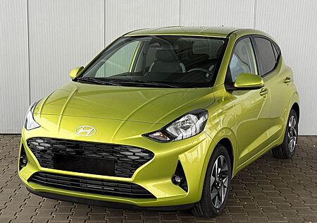 Hyundai i10 GO Plus 1,2 GDI Automatik / Sitz + Lenkradhe