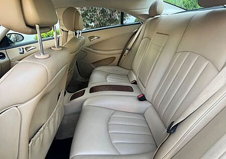 Mercedes-Benz CLS 320 CDI -