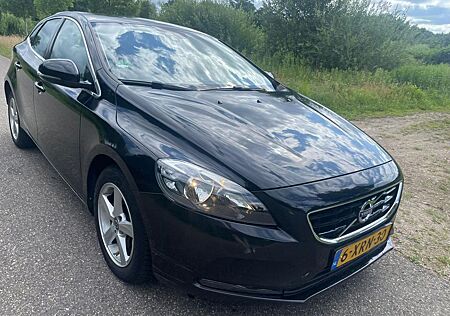 Volvo V40 2.0 D4 R-Design Business