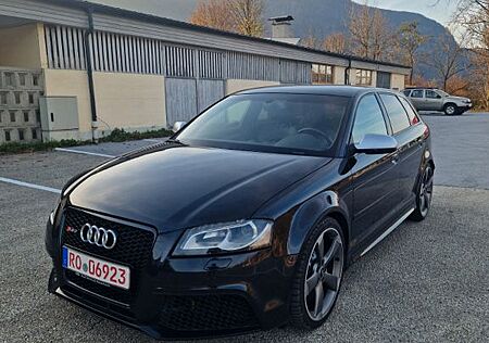 Audi RS3 2.5 TFSI quattro *2.Hand*exclusive*