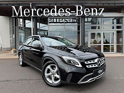 Mercedes-Benz GLA 200 Progressive+RKamera+TotW+CarPlay+LED