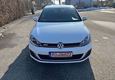 VW Golf Volkswagen 2.0 TSI DSG GTI Clubsportfelgen 18 Zoll