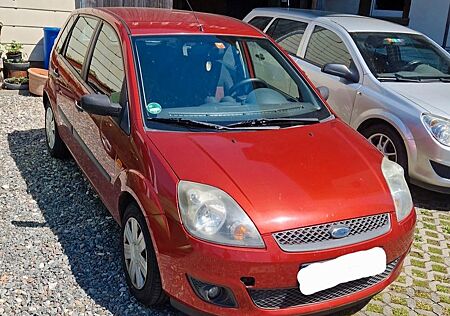Ford Fiesta 1,3 | 51kW | 2008 | TÜV 2/26 | 182.000km
