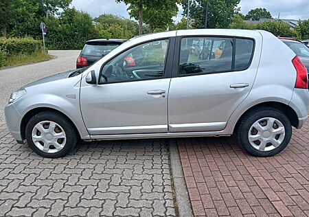 Dacia Sandero 1.4 MPI"KLIMA-ZV-4 X EFH-SERVO"