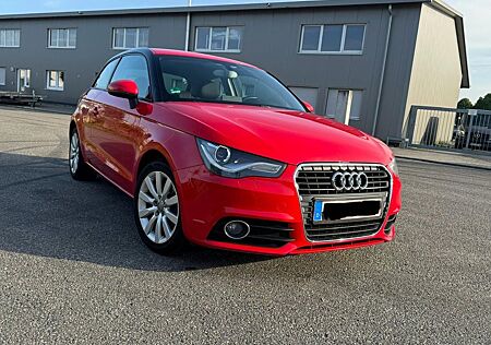 Audi A1 1.2/TÜV Neu Steuerkette & Ölwechsel