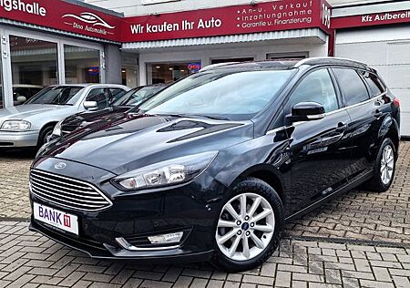 Ford Focus Titanium Navi Sehr gepflegt 1 Hand