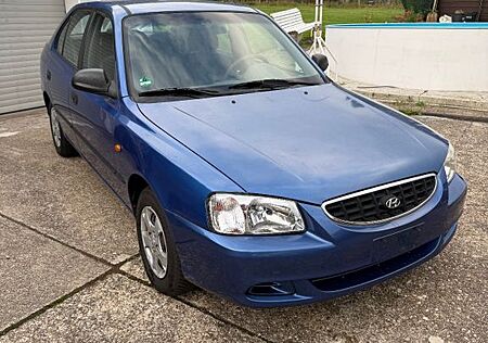 Hyundai Accent 1.3 geringe Laufleistung