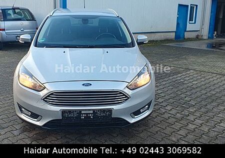 Ford Focus Turnier Titanium *Automatik