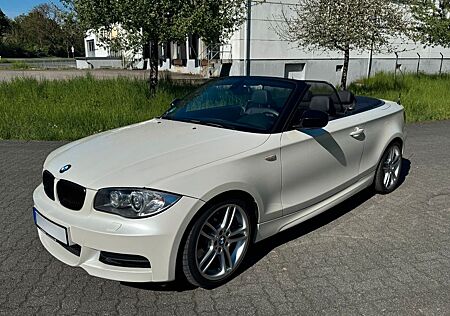 BMW 135i Cabrio M Sportfahrwerk / Automatik uvw.