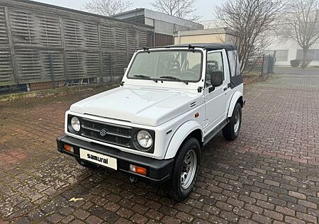 Suzuki SJ Samurai Deluxe Cabrio