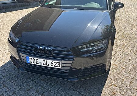 Audi A4 2.0 TDI S-line