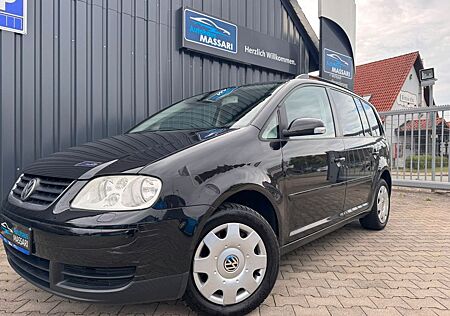 VW Touran Volkswagen 1.6 Trendline Winterpaket,TÜV,Service...
