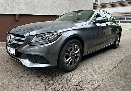 Mercedes-Benz C 180 CGI Lim. Automatik Navi Leder