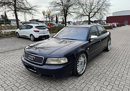 Audi S8 4.2 tiptronic quattro