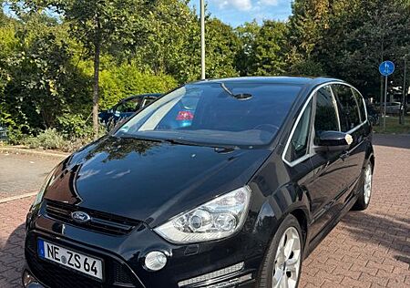 Ford S-Max 2,0 EcoBoost 149kW Titanium S PowerShi...