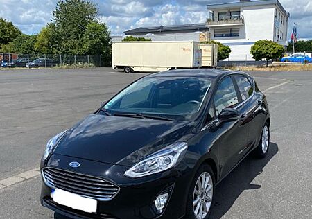 Ford Fiesta Titanium 1.Hand, Tüv Neu