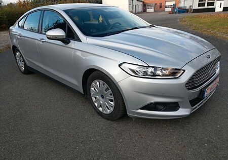 Ford Mondeo 2.0TDCI Limousine/Automatik/Navi