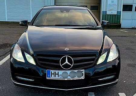 Mercedes-Benz E 220 220 CDI C207 Coupé Neu Tüv 19" Klima Leder
