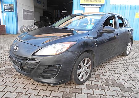 Mazda 3 Lim. Center-Line