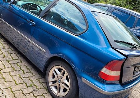 BMW 325Ci -