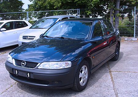 Opel Vectra 1.8 16V Edition 2000