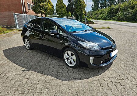 Toyota Prius 1.8-l-VVT-i Executiv mit LPG