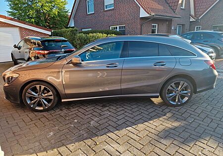 Mercedes-Benz CLA 200 Shooting Brake -