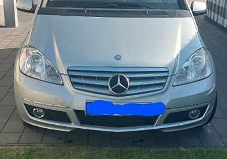 Mercedes-Benz A 180 BlueEFFICIENCY -