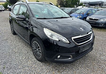 Peugeot 2008 Active * Panorama * Navi*