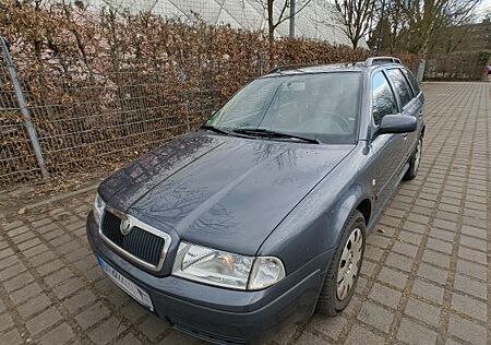 Skoda Octavia Combi 1.9 TDI 74kW Tour Tour