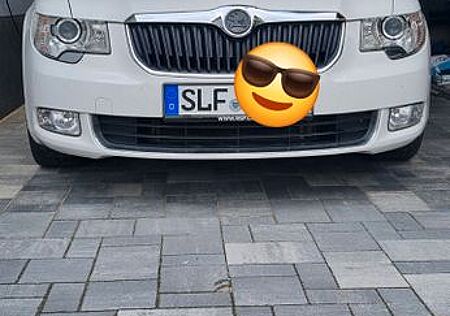 Skoda Superb 2.0 TDI Elegance Combi Elegance
