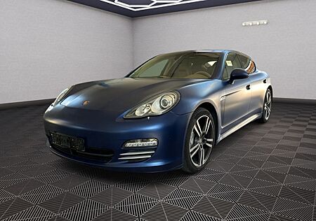 Porsche Panamera 4S