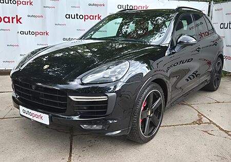 Porsche Cayenne GTS
