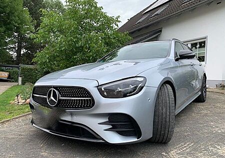 Mercedes-Benz E 220 dT, AMG Line, Pano, Burmester, AHK, Night