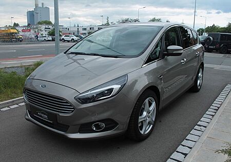Ford S-Max Titanium/Klima/SHZ/PDC/Navi