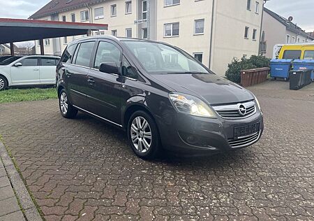 Opel Zafira 1.8 Family Plus*7Sitzer*Automatik*BiXenon