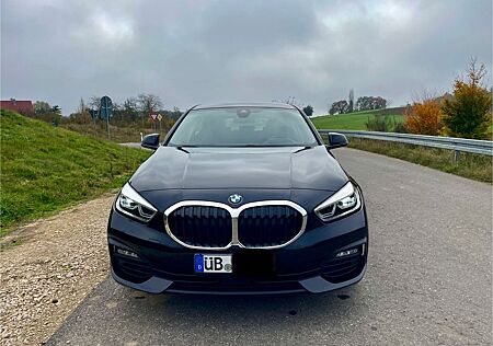 BMW 120d / HUD / 36 Monate Garantie / Scheckheft