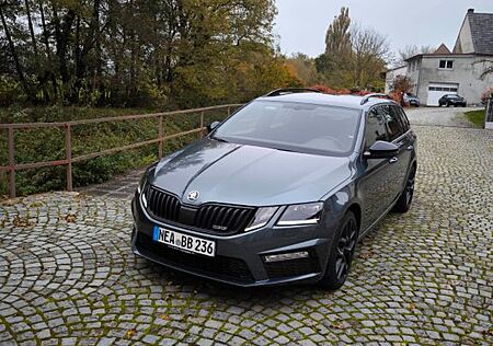 Skoda Octavia 2.0 TSI DSG RS Combi RS
