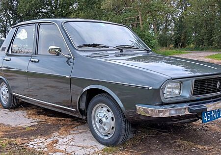 Renault R12 automatic 1976