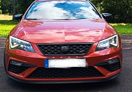 Seat Leon ST 2.0 TSI CUPRA 4Drive DSG ACC LED Beats