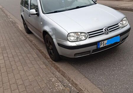 VW Golf Volkswagen 2.0 Auto Basis Variant Basis