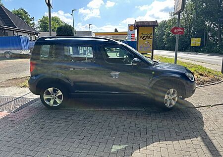 Skoda Yeti 1.6 TDI Alufelgen Klima Metallic Top